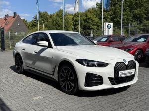 BMW i4 xDrive40 Gran Coupé M Sport //Stop&Go HUD