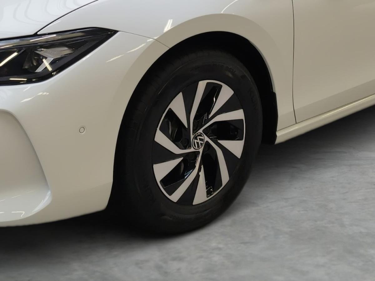 Volkswagen Passat Variant 1.5 eTSI Business / SOFORT VERFÜGBAR !