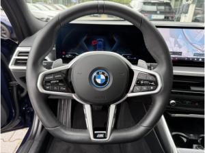 BMW 330 e xDrive Touring M Sport PRO //AHK FACELIFT