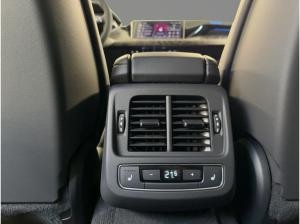 Audi RS e-tron GT performancce quattro Head-Up Laser Massage