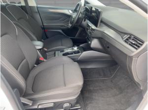 Ford Focus Turnier 1.5 EcoBlue Titanium Automatik