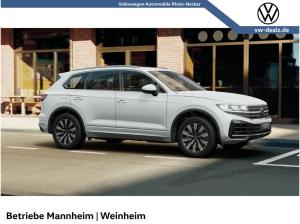 Volkswagen Touareg Elegance 3.0 V6 eHybrid 4MOTION Pano Navi