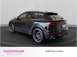 Audi RS Q8 performance quattro tiptronic *SOFORT*AHK*PANO*KERAMIK*HUD*LASER*