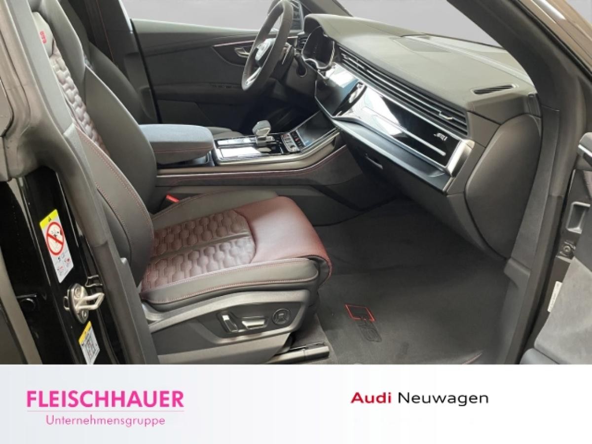 Audi RS Q8 performance quattro tiptronic *SOFORT*AHK*PANO*KERAMIK*HUD*LASER*