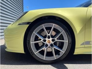 Porsche 992 Carrera T · 394 PS · cartagenagelbmetallic · sofort verfügbar