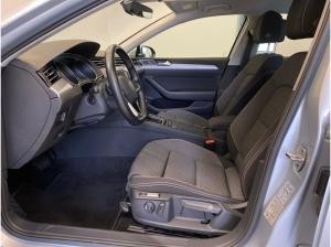 Volkswagen Passat Variant 2.0 TDI Business *ACC*DSG*Matrix