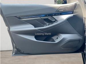 BMW i5 M60 xDrive / NP= 113.580,- / AC-Laden Professional