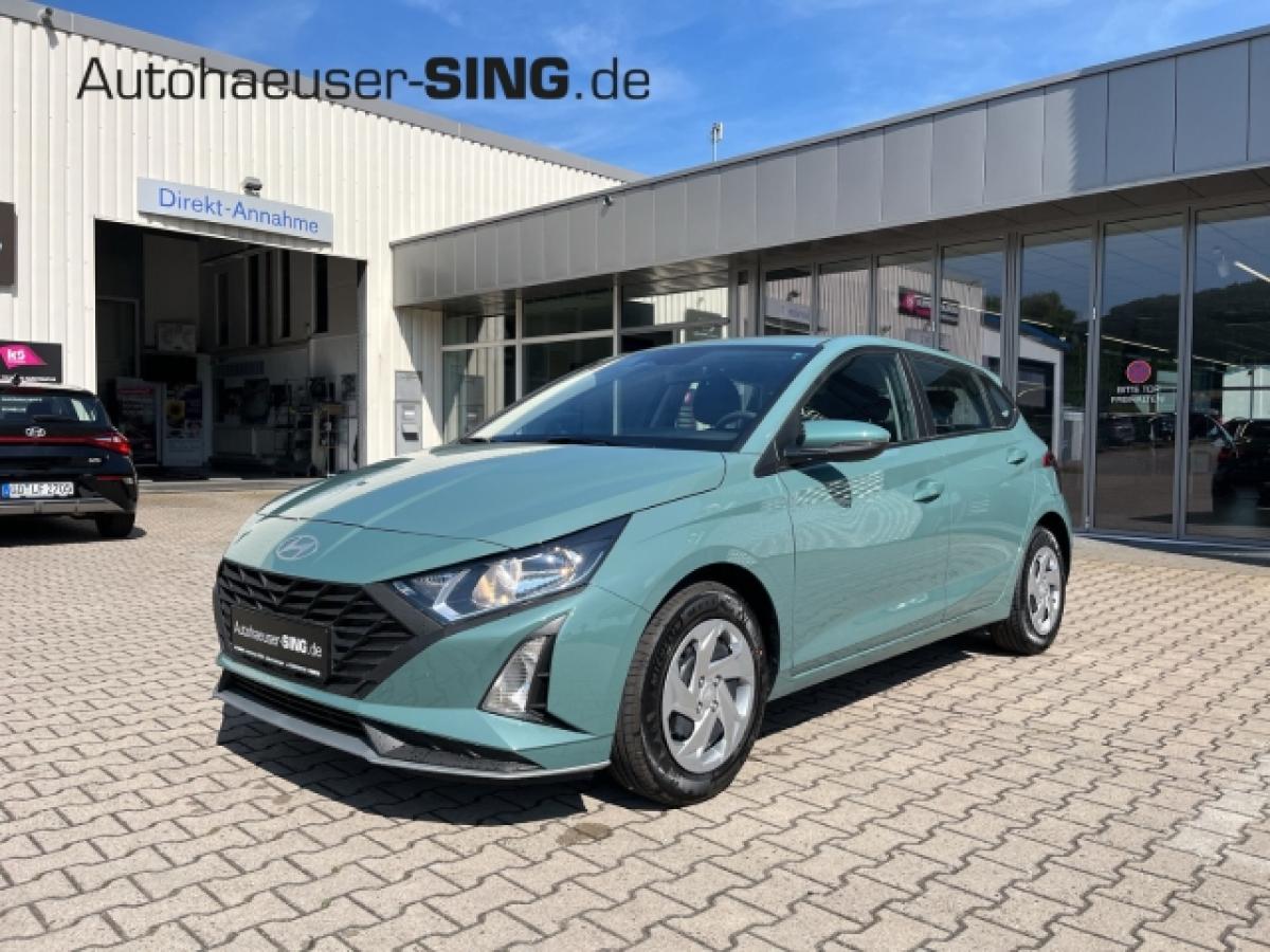 Hyundai i20 Kamera Navi Apple CarPlay Spurhalte