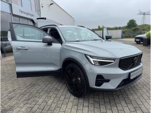 Volvo XC40 B3 DKG PLUS - BLACK EDITION - MJ26 - Sofort lieferbar -