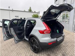 Volvo XC40 B3 DKG PLUS - BLACK EDITION - MJ26 - Sofort lieferbar -