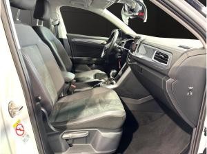 Volkswagen T-Roc Style 1.5 TSI*NAV*IQ DRIVE*DSG*CAM*ACC*LED