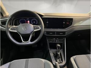 Volkswagen Polo VI 1.0 TSI DSG - Style Navi Sitzheizung ACC Leichtmetallräder Matrix-LED Digital Cockpit Pro