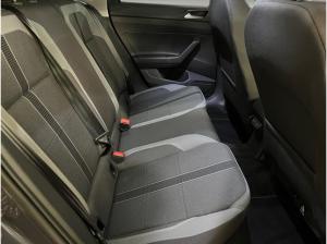 Volkswagen Polo VI 1.0 TSI DSG - Style Navi Sitzheizung ACC Leichtmetallräder Matrix-LED Digital Cockpit Pro