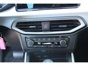Seat Arona 1.0 TSI DSG Road Edition NAVI LED KAMERA SHZ GRA DAB 17