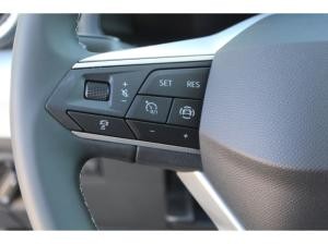 Seat Arona 1.0 TSI DSG Road Edition NAVI LED KAMERA SHZ GRA DAB APP CONNECT