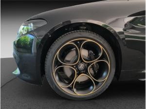 Alfa Romeo Giulia INTENSA 2.0 Turbo 206kW 280 PS AT8-Q4