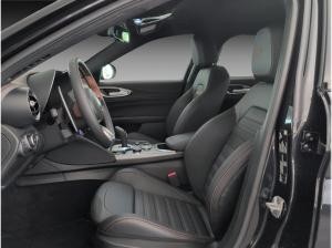 Alfa Romeo Giulia INTENSA 2.0 Turbo 206kW 280 PS AT8-Q4