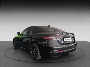 Alfa Romeo Giulia INTENSA 2.0 Turbo 206kW 280 PS AT8-Q4