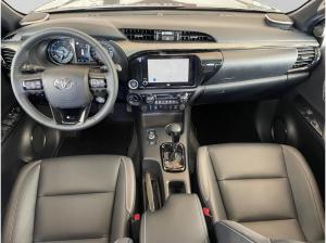 Toyota Hilux Double Cab 2.8 D-4D Invincible 4x4