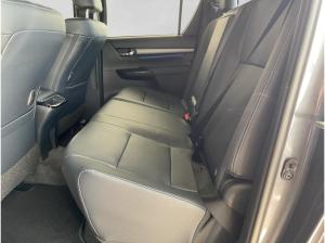 Toyota Hilux Double Cab 2.8 D-4D Invincible 4x4