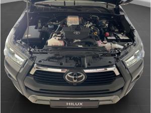Toyota Hilux Double Cab 2.8 D-4D Invincible 4x4