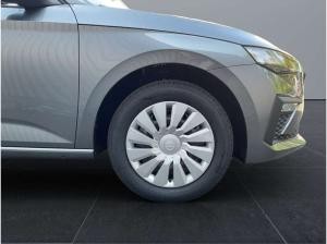 Skoda Scala ESSENCE Anhängerkupplung, Winterpaket