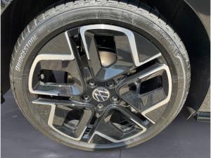 Volkswagen Golf R-Line // AHK / SideAssist / Keyless / BlackStyle / App-Connect / Matrix / ⭐