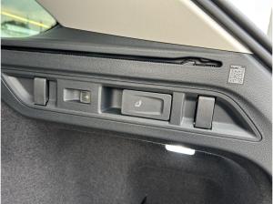 Skoda Superb Combi L&K 1,5 TSI iV DSG Panoramadach Leder AHK