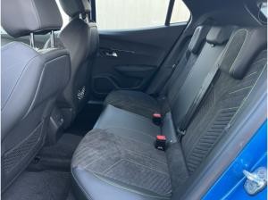 Peugeot 2008 GT HYBRID 145 *SOFORT VERFÜGBAR*