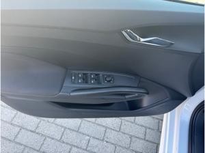 Skoda Fabia 1.0l TSI DSG Selection +ACC+BHZFS+SHZ+LED+GRA+