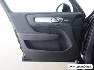 Volvo XC40 Plus Black Edition B3/Panorama/360°CAM/LED