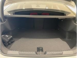 Audi RS3 Limousine in Kreide +Pano+Sportabgas.+Keramik(MT)