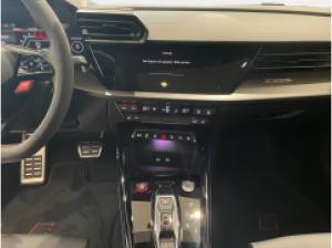 Audi RS3 Limousine in Kreide +Pano+Sportabgas.+Keramik(MT)