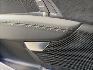 Audi RS e-tron GT performancce quattro Head-Up Laser Massage