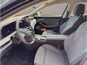 Skoda Superb Combi 2.0 TDI Selection ACC AHK AUT