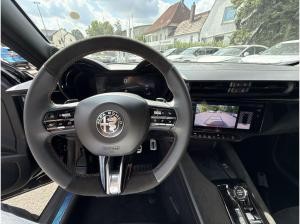 Alfa Romeo Junior 1.2 VGT Q4 Mild-Hybrid Intensa