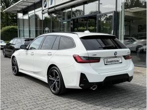 BMW 330 e xDrive Touring M Sportpaket //Pano FACELIFT