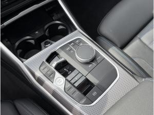 BMW 330 e xDrive Touring M Sportpaket //Pano FACELIFT