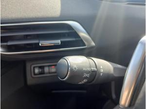 Peugeot 3008 1.2 136 Allure LED+Navi+SHZ+Winterp.+Kam.