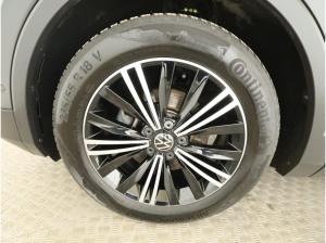 Volkswagen Tiguan 1.5 TSI Active *Pano*LED*RFK*Navi*AppleCar*
