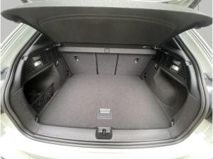 Audi Q2 35 TDI S line Matrix Navi Kamera AHK Leder