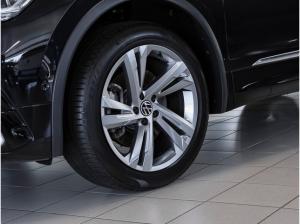 Volkswagen Tiguan Allspace 2,0 TDI DSG R-Line 4Motion ACC Matrix R-Kamera Navi 19"