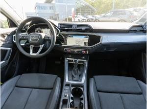 Audi Q3 S line 35TFSI Stro Navi LED AHK Optik Schwarz // SOFORT VERFÜGBAR!!!