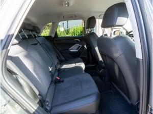 Audi Q3 S line 35TFSI Stro Navi LED AHK Optik Schwarz // SOFORT VERFÜGBAR!!!