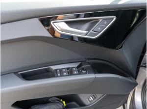 Audi Q4 e-tron 35 S line Navi Matrix AHK PANO HUD ACC // SOFORT VERFÜGBAR!!
