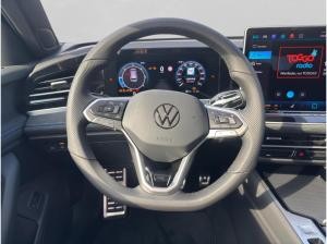 Volkswagen Passat R-Line, sofort greifbar!
