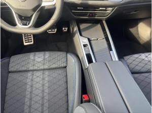 Volkswagen Passat R-Line, sofort greifbar!