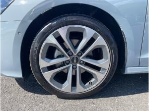 Audi A3 Limousine 30 TFSI S-tronic / Navi+, AHK, RFK