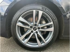 Audi A6 Limousine advanced 45 TFSI quattro / Matrix