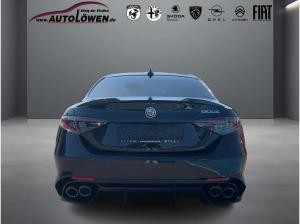 Alfa Romeo Giulia Quadrifoglio MY24 2.9 V6 - Akrapovic Abgasanlage *Sofort Verfügbar*